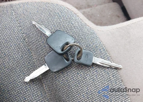 2000 Ford Ranger Xl/Xlt z USA, uszkodzony, nr VIN 1FTYR14V3YTA06048